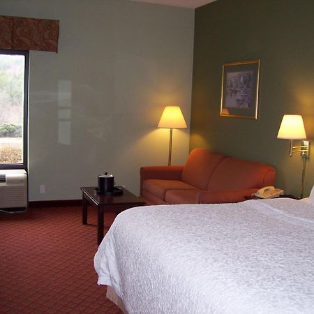 Hampton Inn - Hillsville Exterior foto